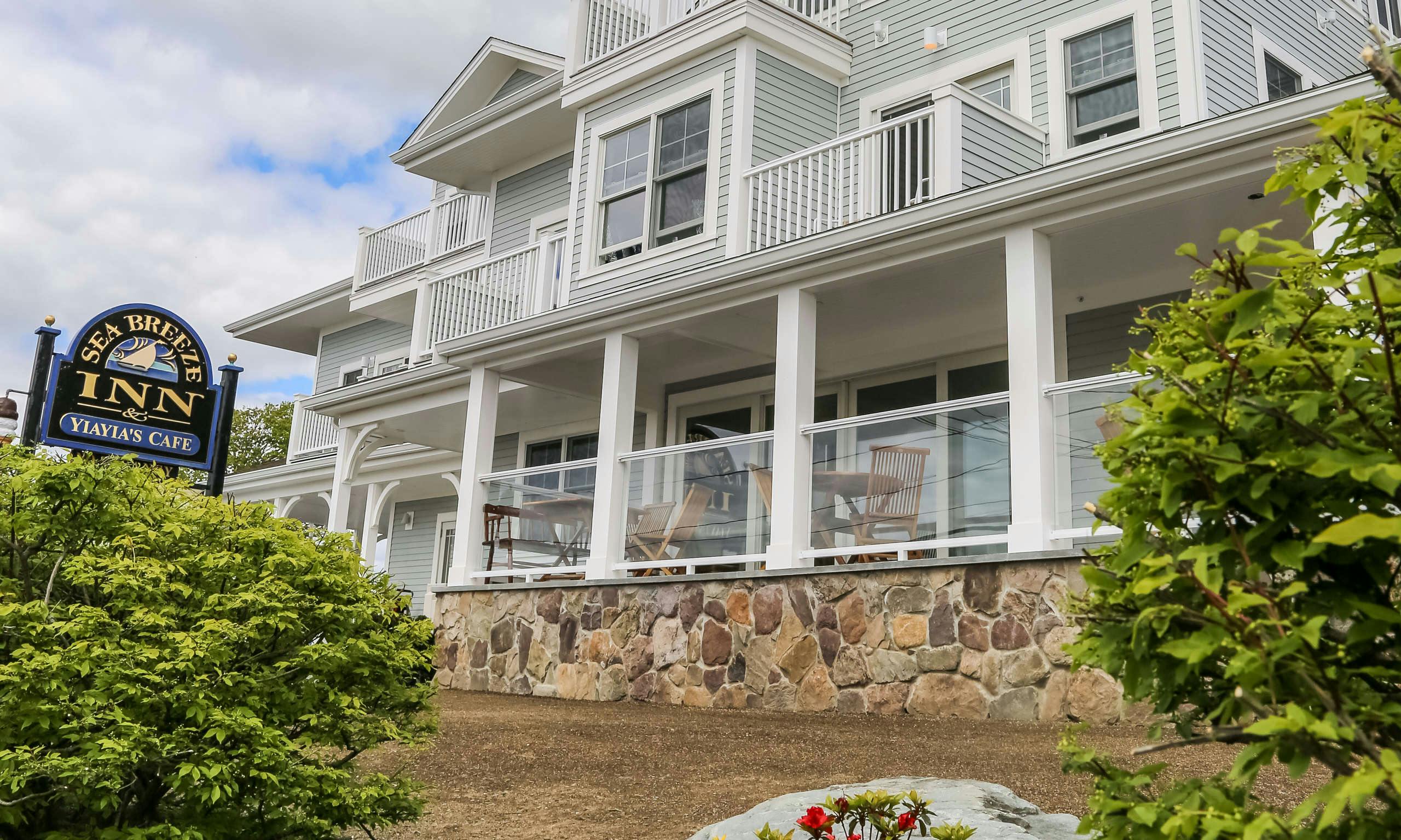 The Sea Breeze Inn