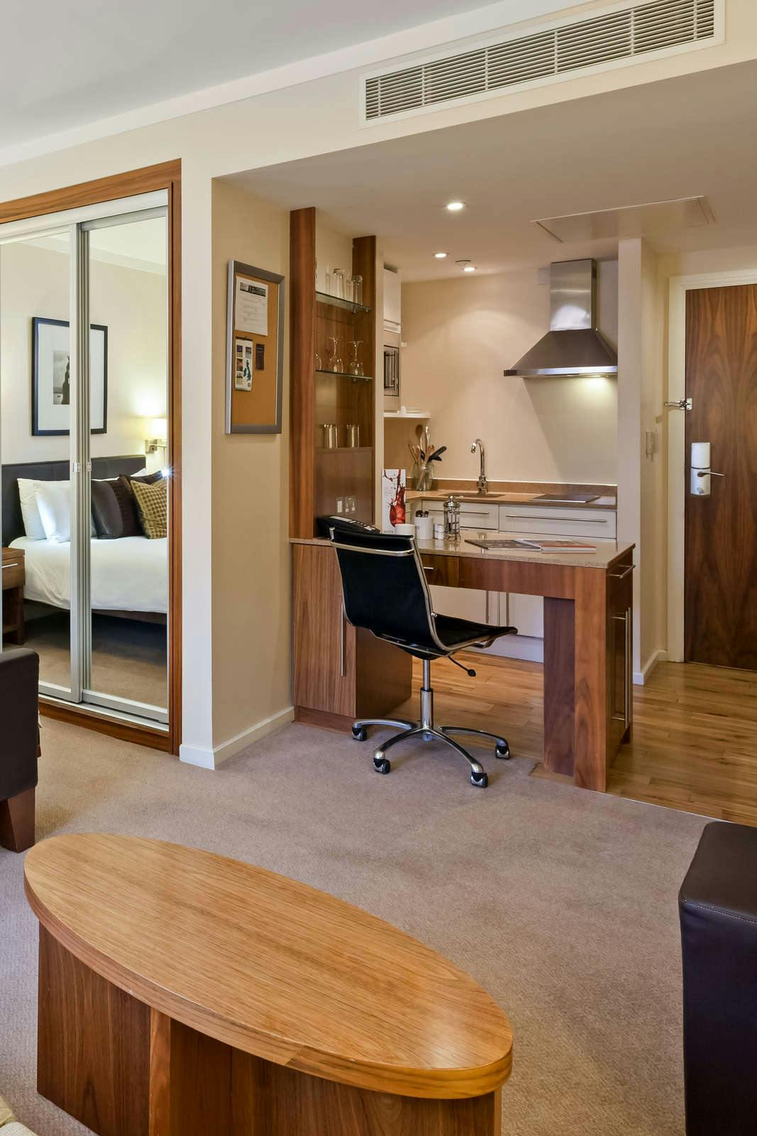 Hotel Staybridge Suites Liverpool photo 2