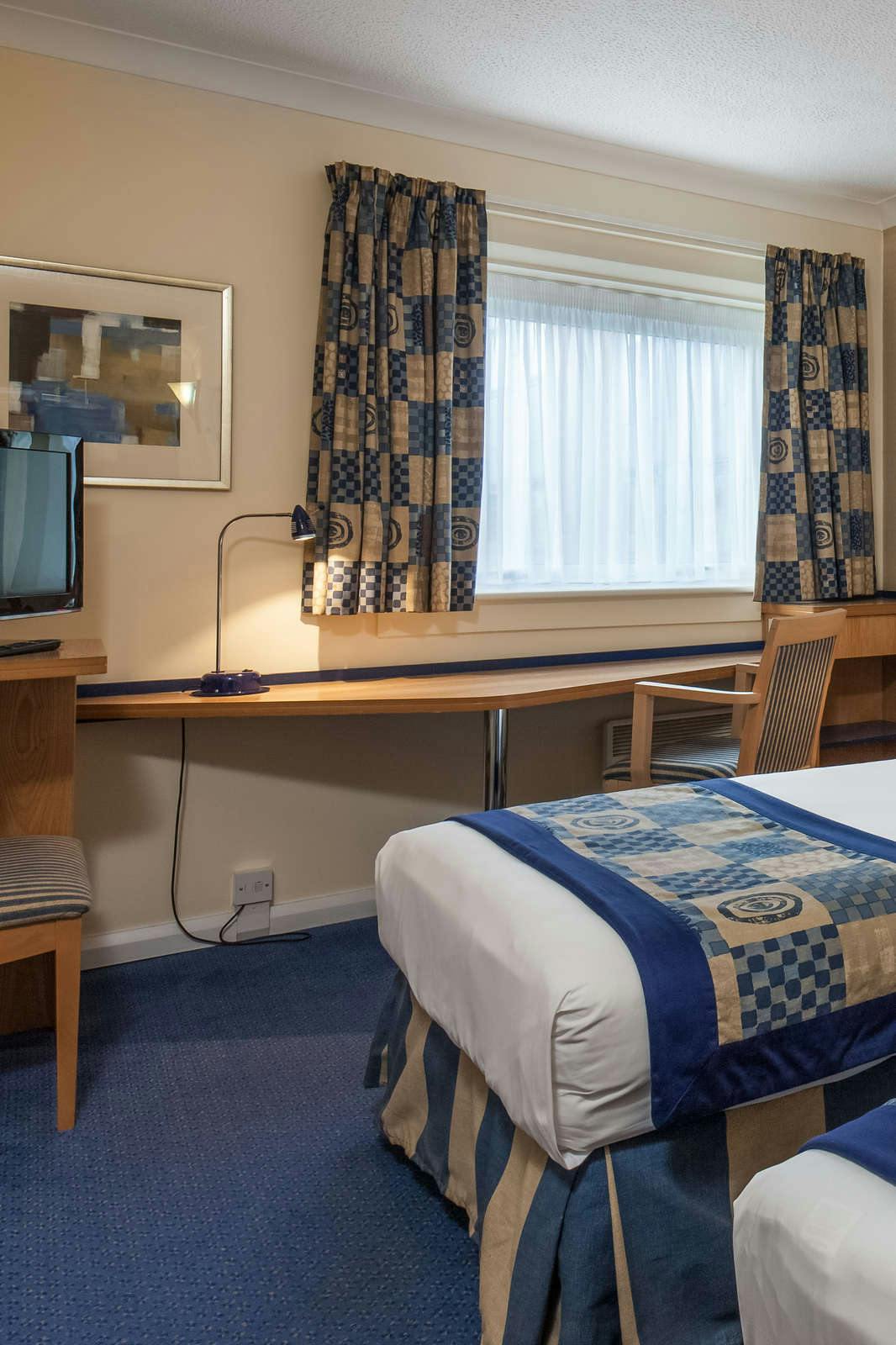 Hotel Holiday Inn Express Oxford - Kassam Stadium photo 2