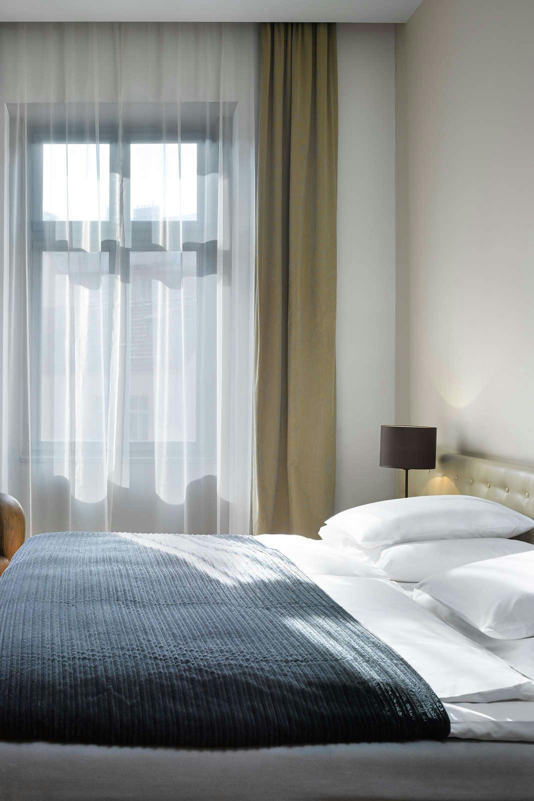 Hotel The ICON Hotel & Lounge photo 1