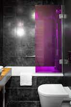 Hotel The ICON Hotel & Lounge photo 5