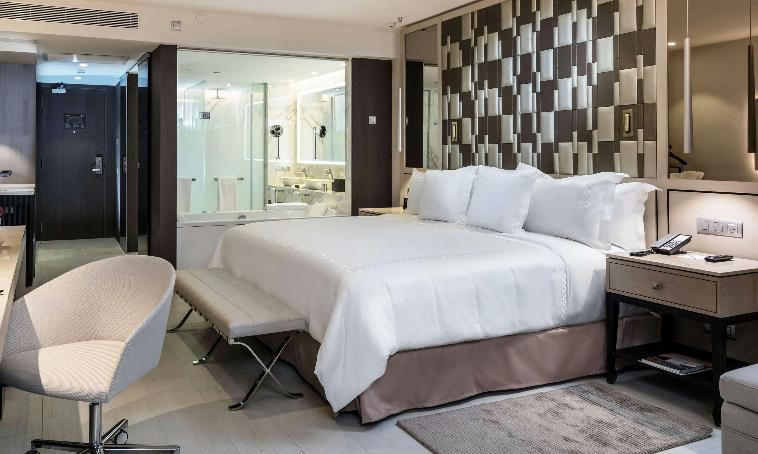 El Embajador, A Royal Hideaway Hotel