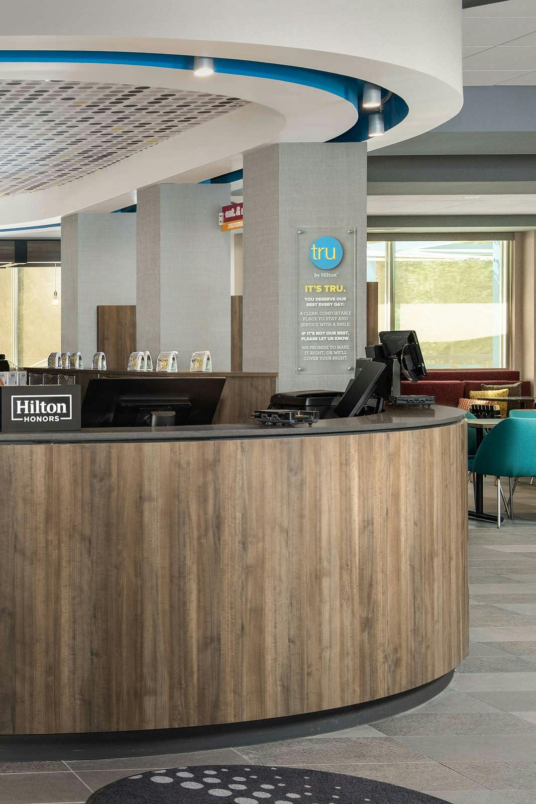 Hotel Tru by Hilton Orlando Convention Center Area photo 5