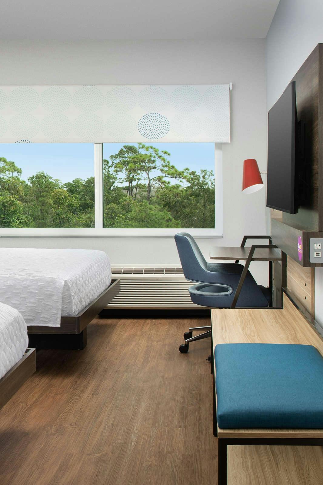 Hotel Tru by Hilton Orlando Convention Center Area photo 2