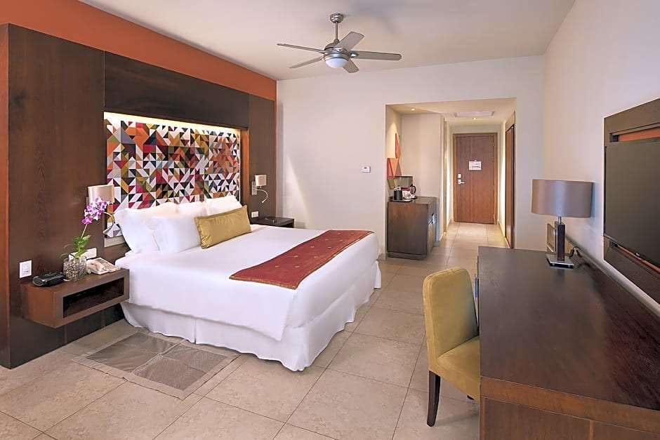 Hotel Breathless Punta Cana Resort & Spa Adults Only All Inclusive photo 1