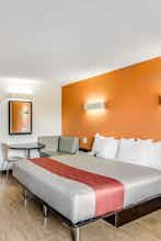 Hotel Motel 6 Carson photo 4