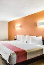 Hotel Motel 6 Carson photo 2