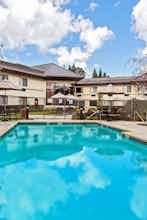 Hotel Holiday Inn Express Walnut Creek photo 1