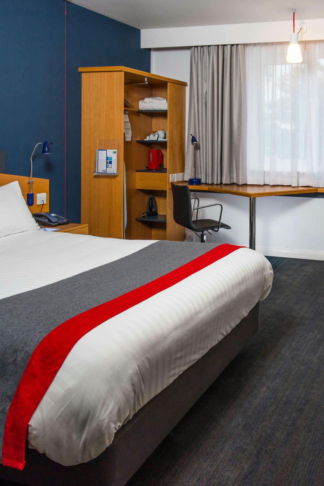 Hotel Holiday Inn Express Lichfield photo 5