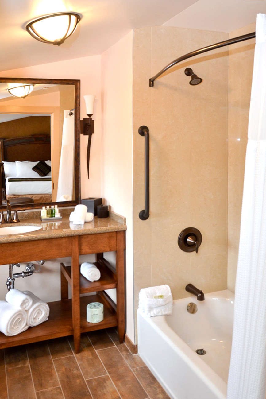 Hotel Overlook Lodge & Stone Cottages at Bear Mountain photo 4