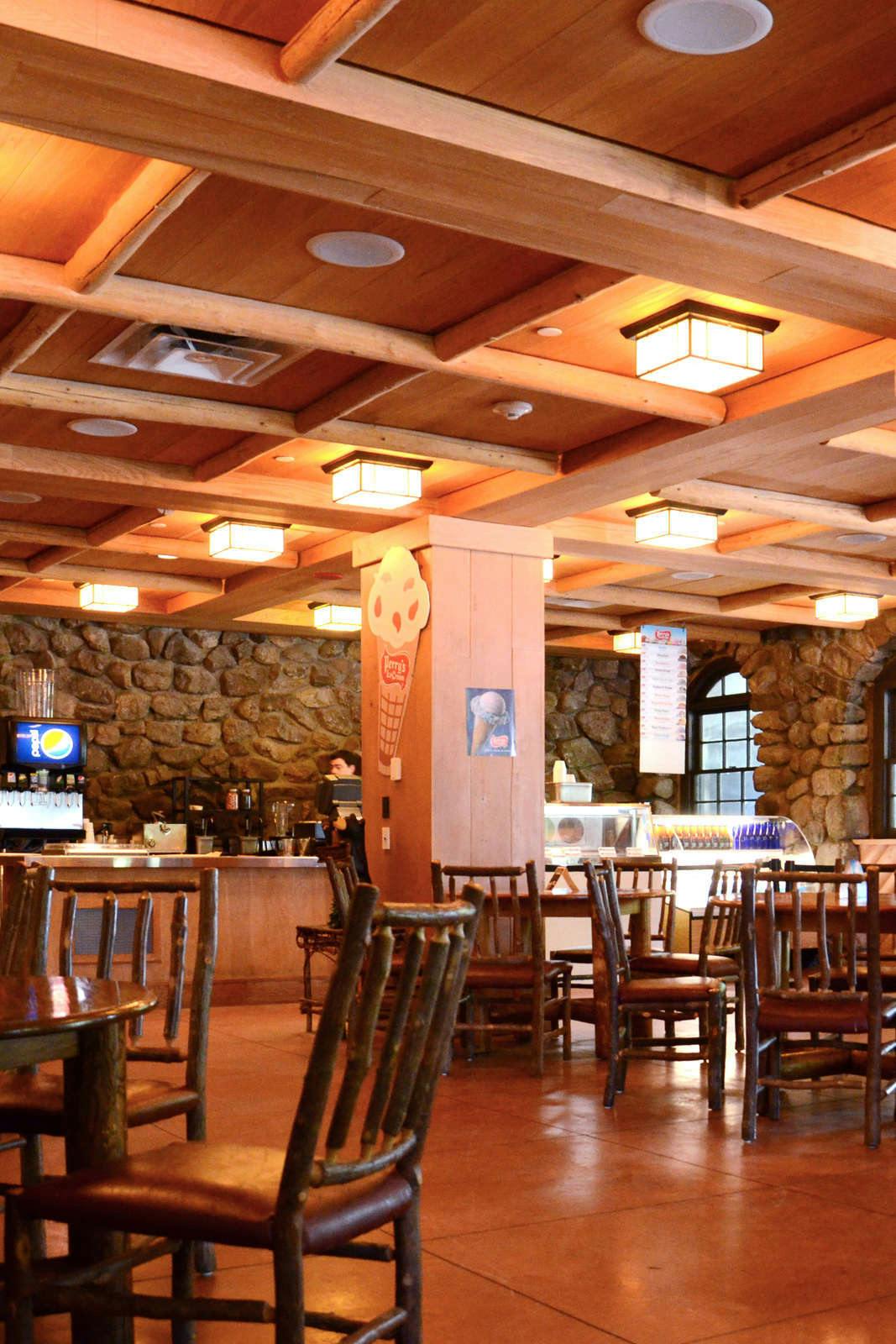 Hotel Overlook Lodge & Stone Cottages at Bear Mountain photo 5