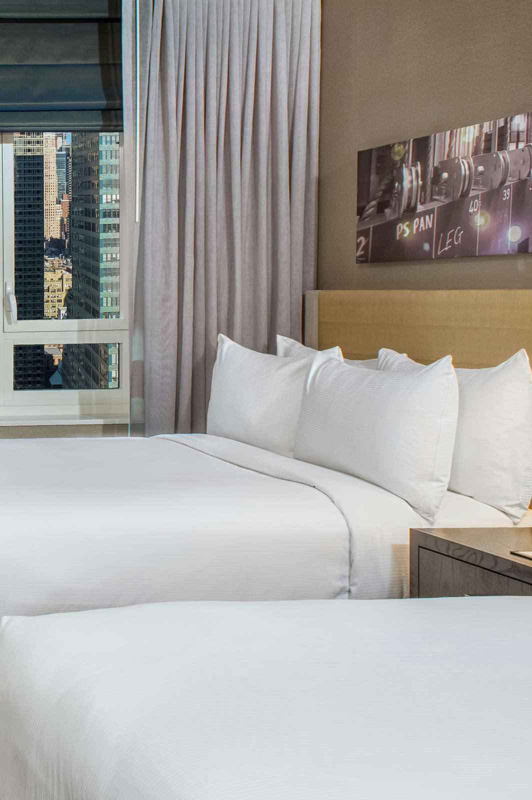 Hotel DoubleTree by Hilton New York Times Square West photo 5