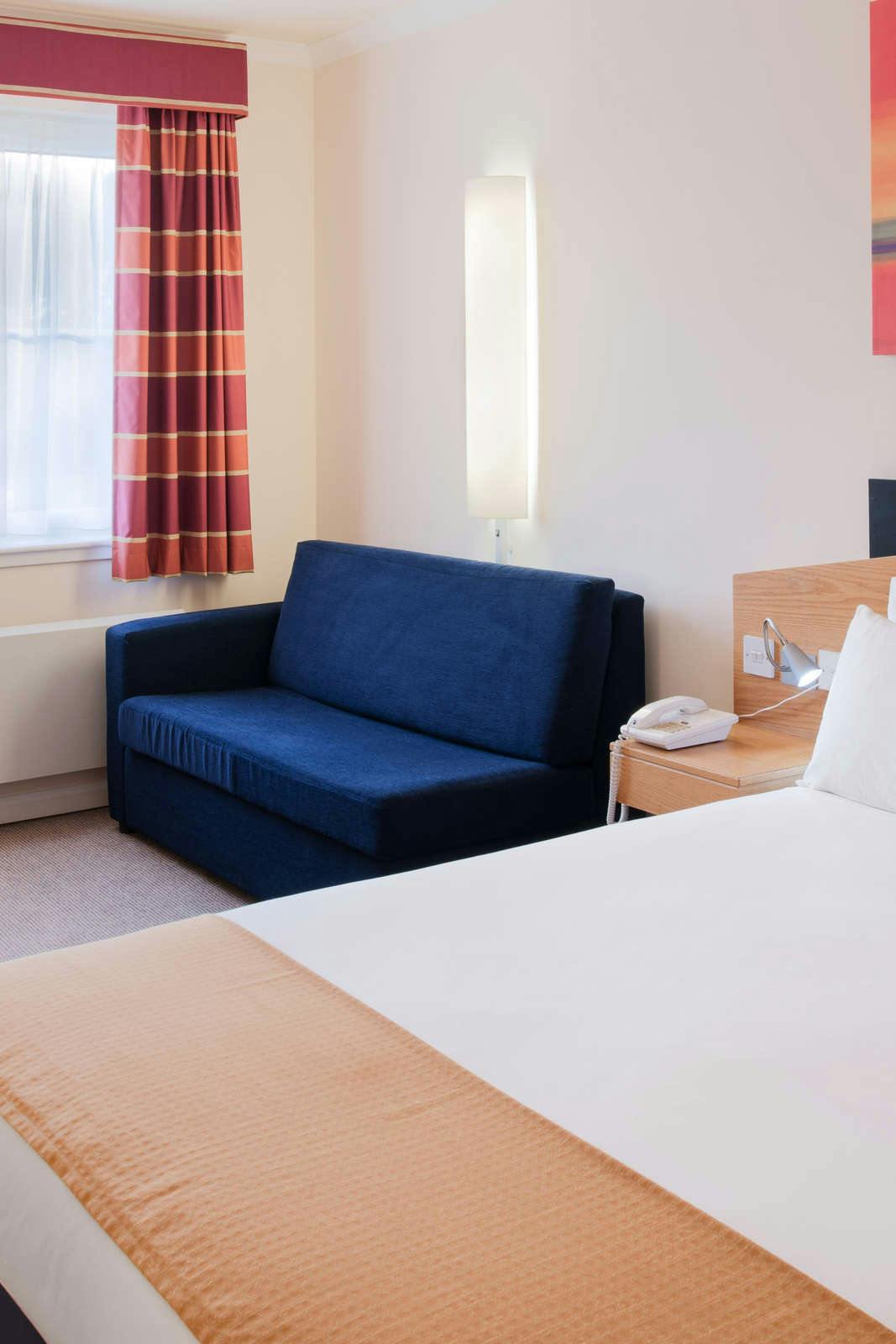 Hotel Holiday Inn Express Strathclyde Park M74 photo 5