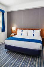 Hotel Holiday Inn Express London Victoria photo 4