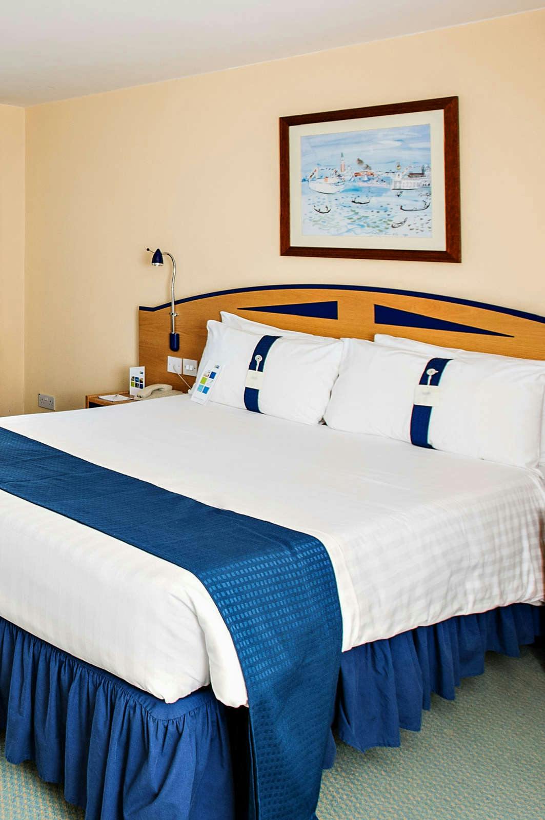 Hotel Holiday Inn Express Liverpool - Albert Dock photo 2