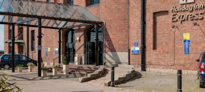 Holiday Inn Express Liverpool - Albert Dock