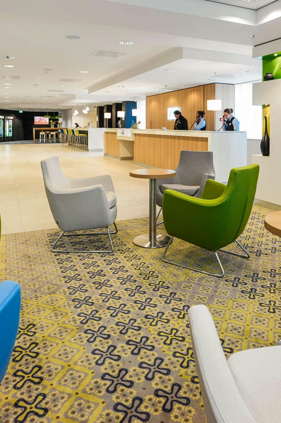 Hotel Holiday Inn Express Amsterdam Arena Towers photo 1