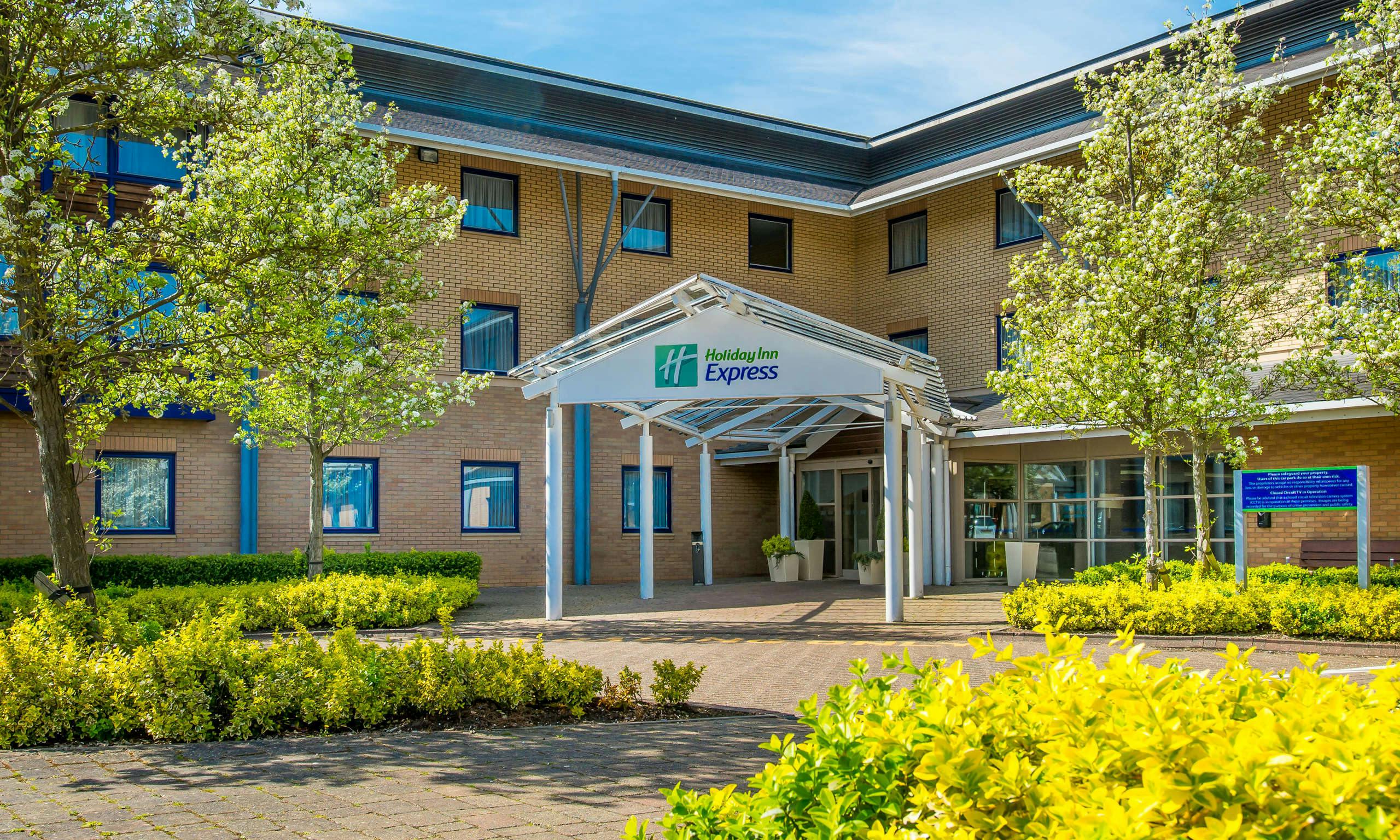 Holiday Inn Express Milton Keynes