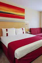 Hotel Holiday Inn Express Redditch photo 2