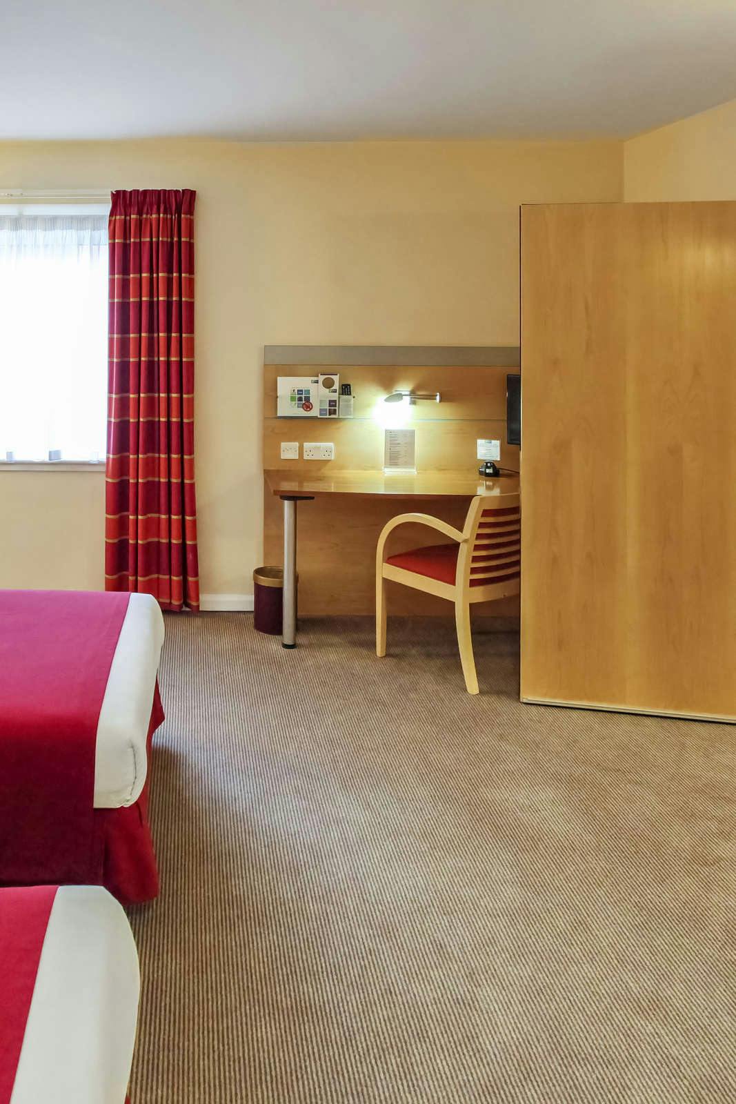 Hotel Holiday Inn Express Redditch photo 5