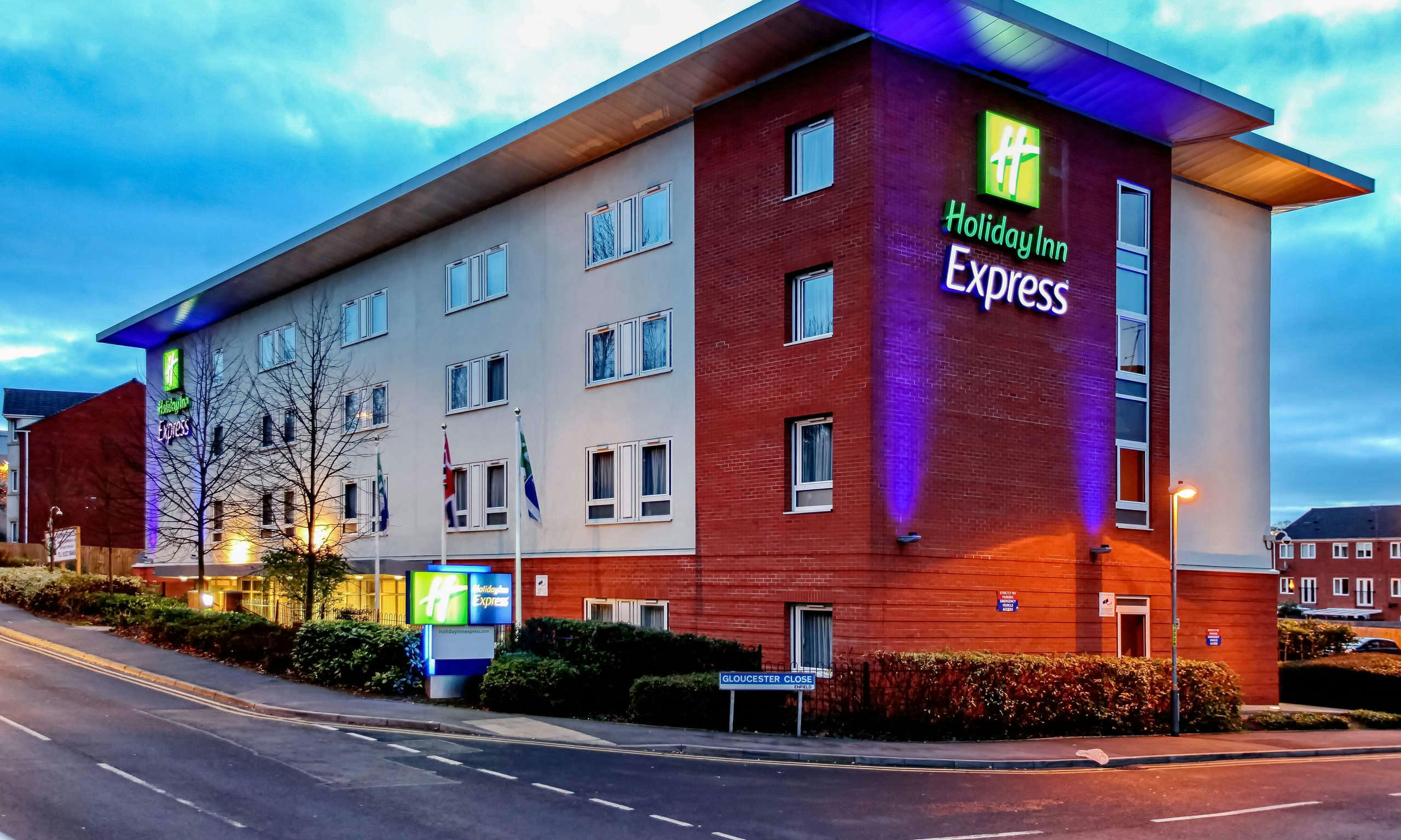 Holiday Inn Express Redditch