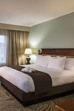 Hotel DoubleTree Suites by Hilton Naples photo 2