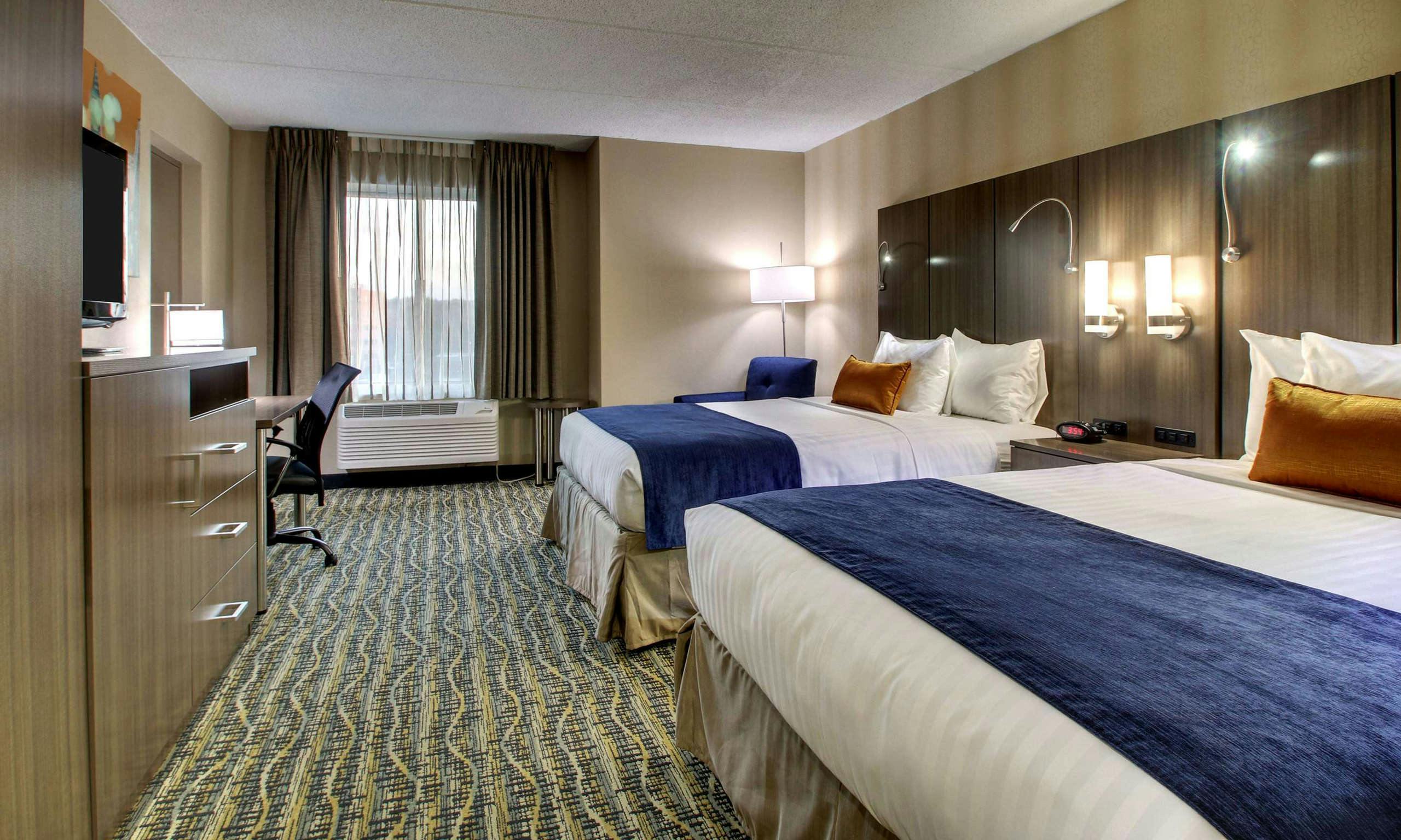 Best Western Plus New Englander