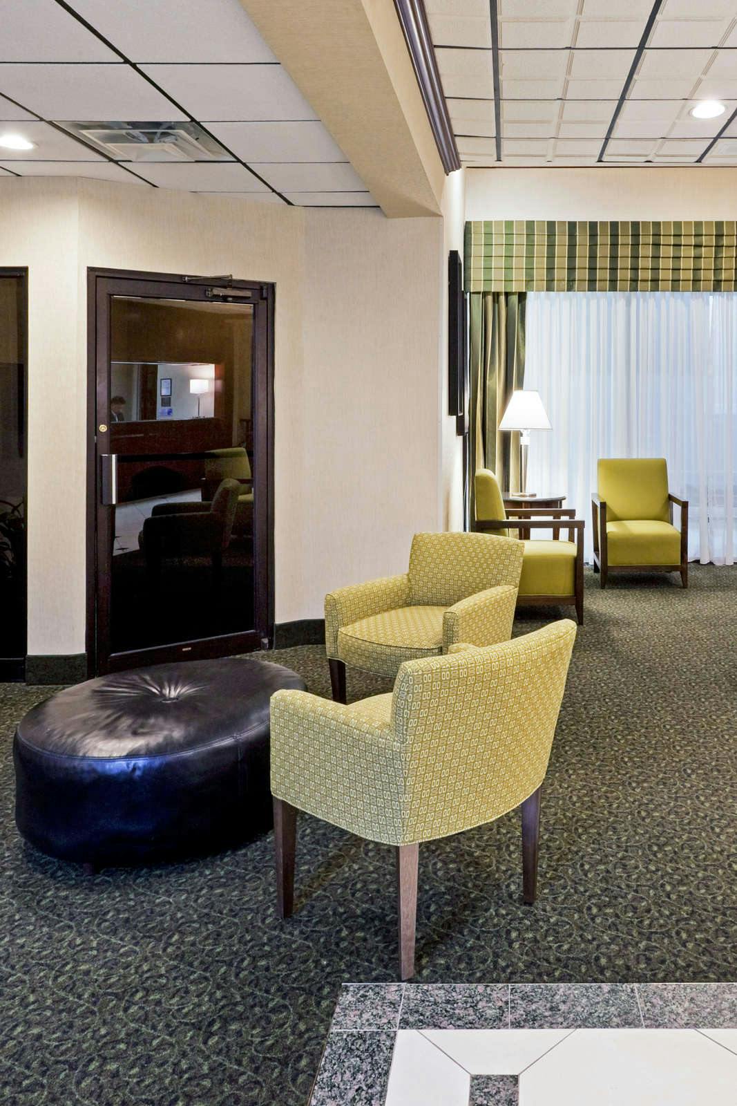 Hotel Holiday Inn Hasbrouck Heights Meadowlands photo 4