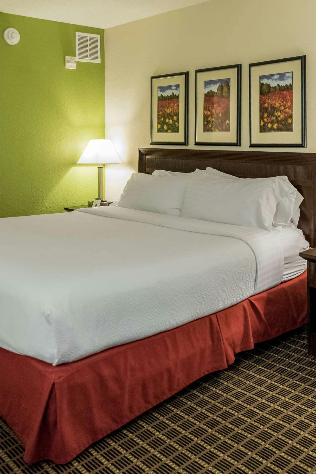 Hotel Holiday Inn Hazlet photo 1