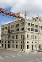 Hotel The Brewhouse Inn & Suites photo 1