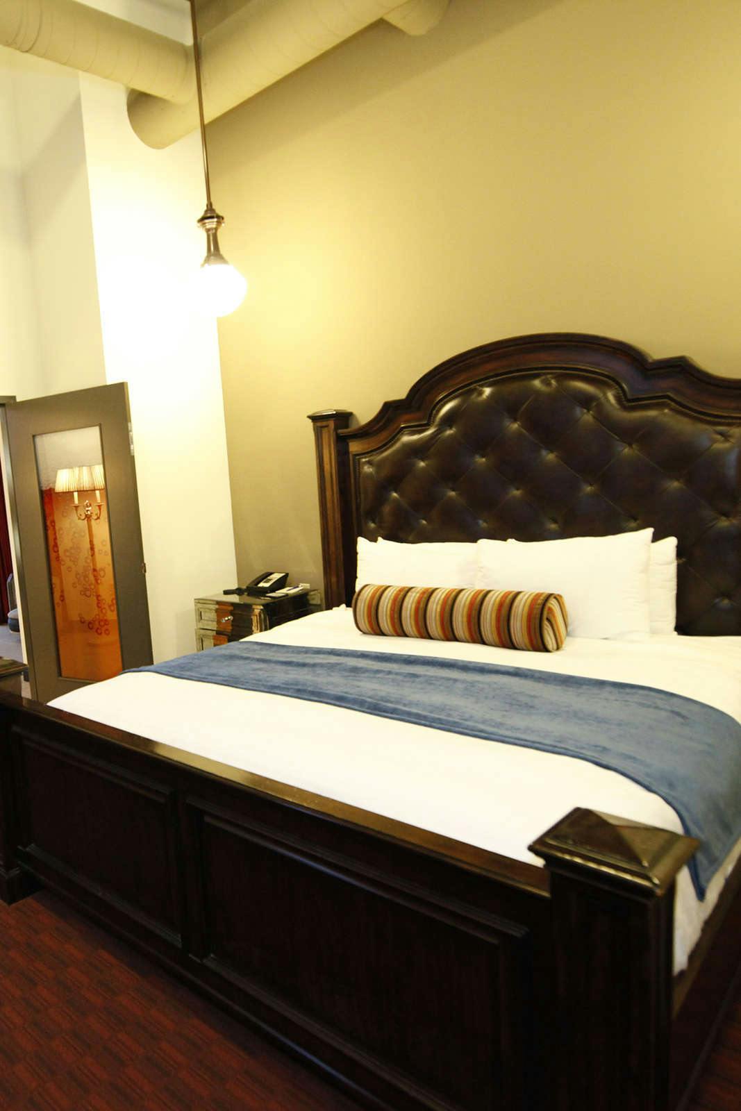 Hotel The Brewhouse Inn & Suites photo 2