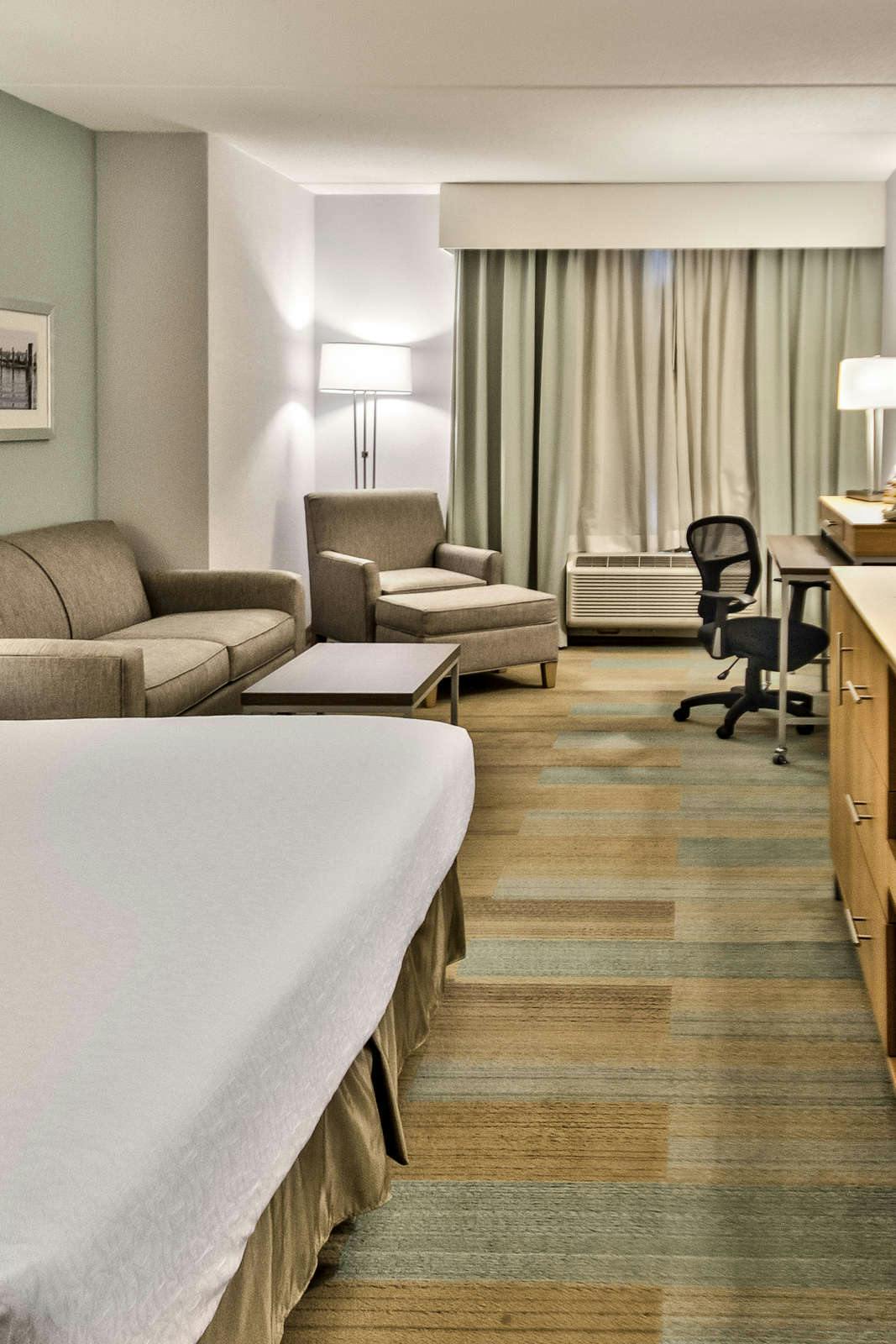 Hotel Holiday Inn Manahawkin/Long Beach Island photo 3