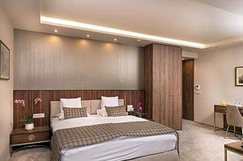 Hotel Hotel Kalvaria Superior photo 1