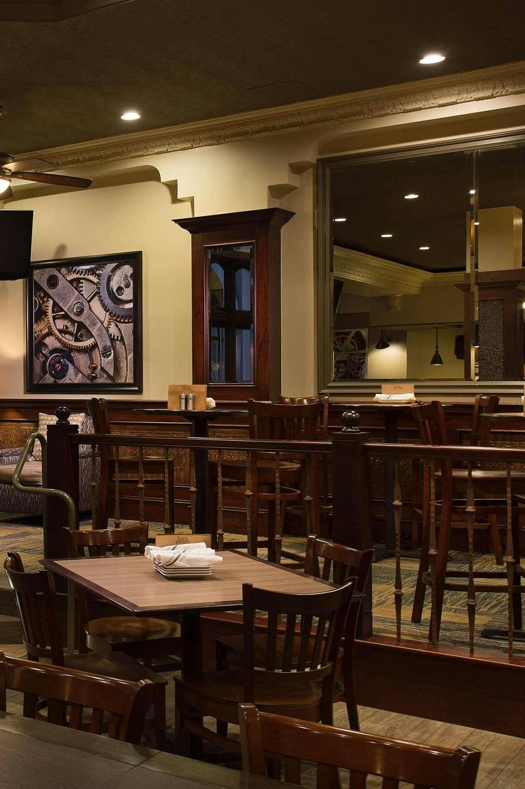 Hotel Embassy Suites by Hilton San Francisco Airport Waterfront photo 4
