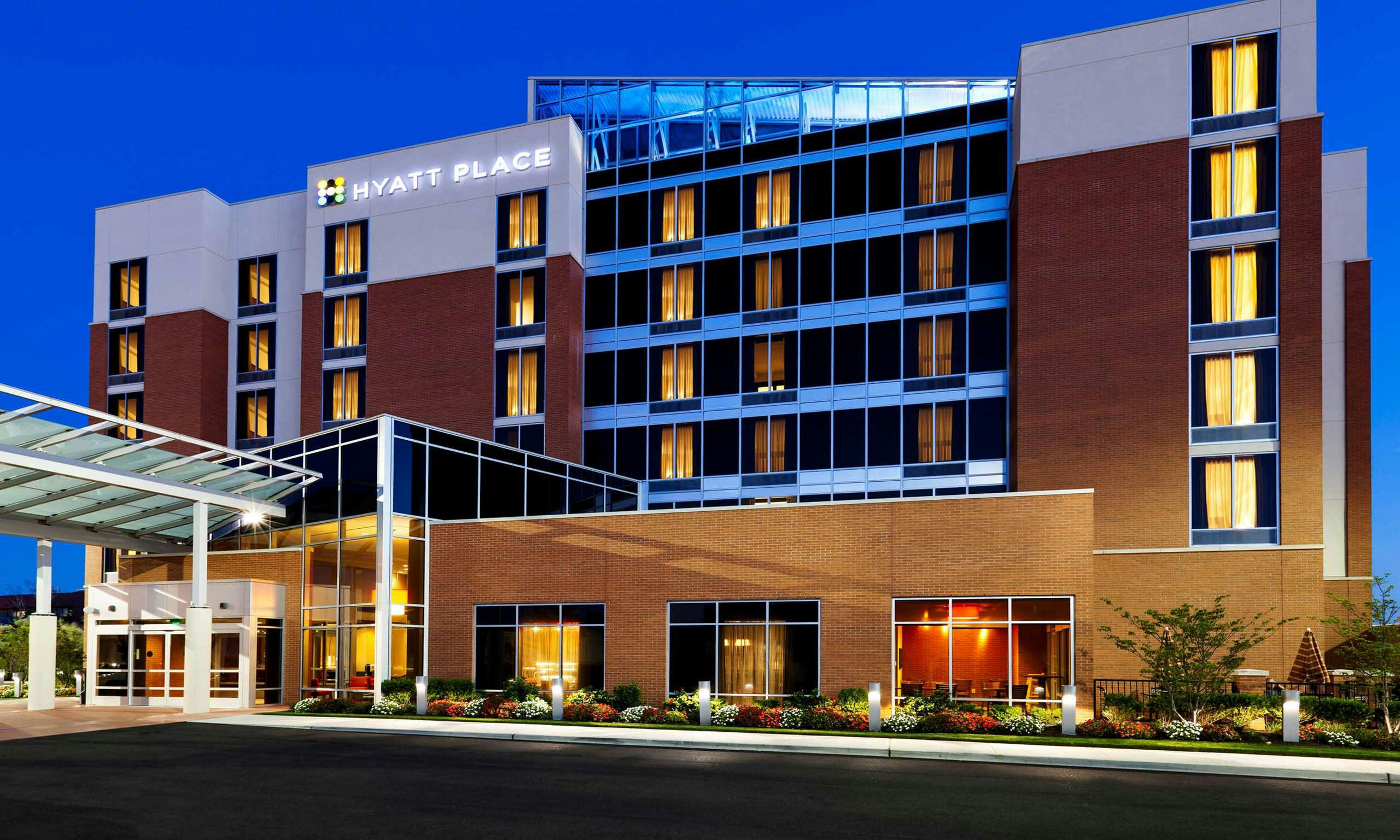 Hyatt Place Garden City, Long Island - HotelTonight