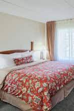 Hotel Staybridge Suites Wilmington Newark photo 1