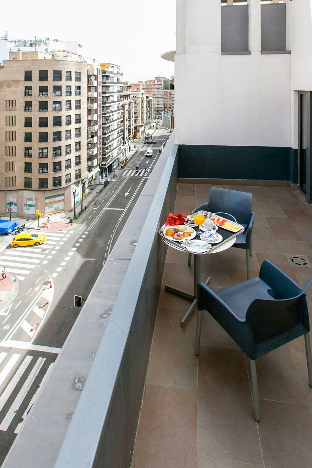 Hotel Vincci Zaragoza Zentro photo 3