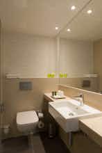 Hotel Holiday Inn Frankfurt Airport photo 3