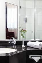 Hotel IntercityHotel Freiburg photo 3