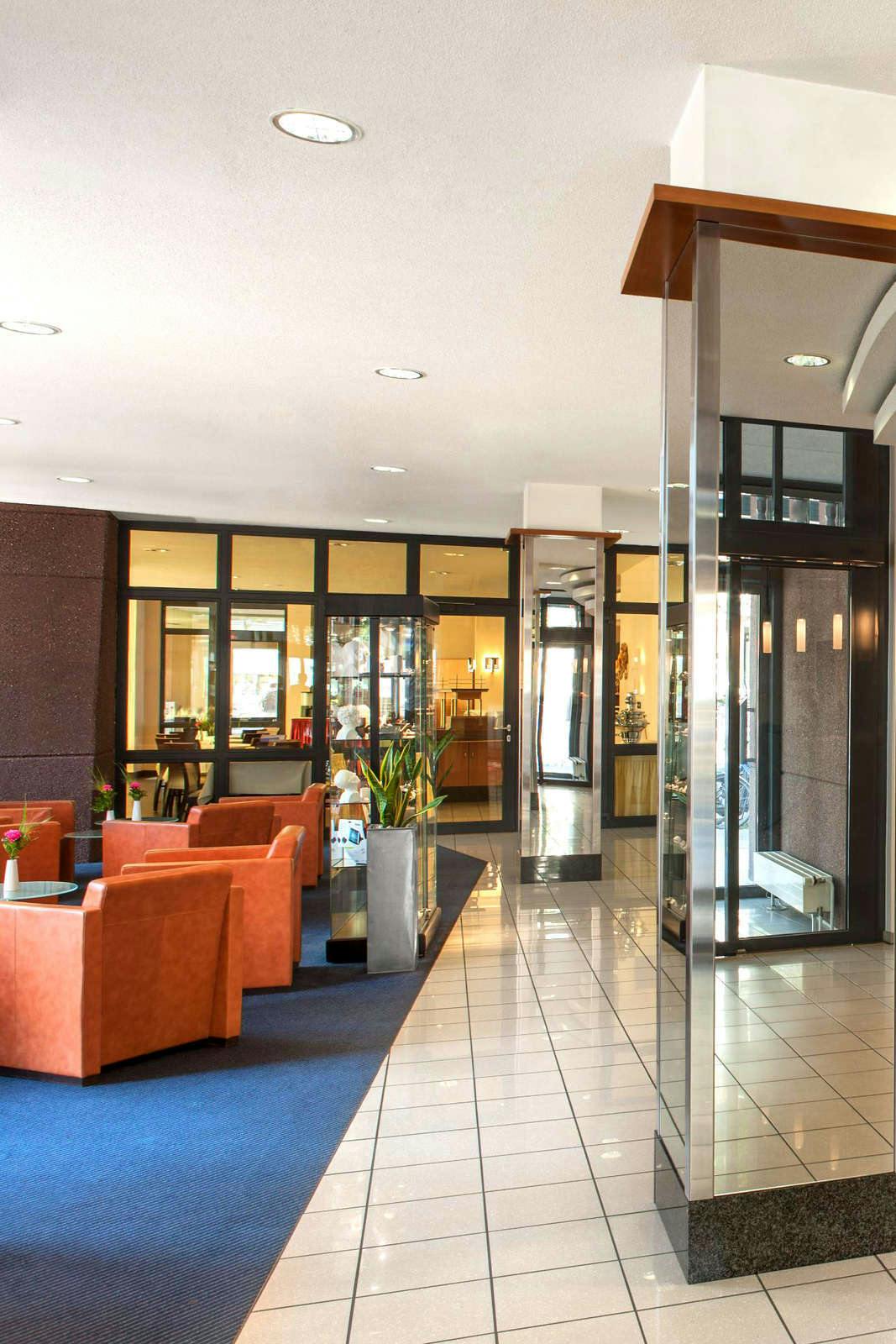 Hotel IntercityHotel Freiburg photo 5