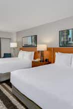Hotel Crowne Plaza Dulles Airport photo 2