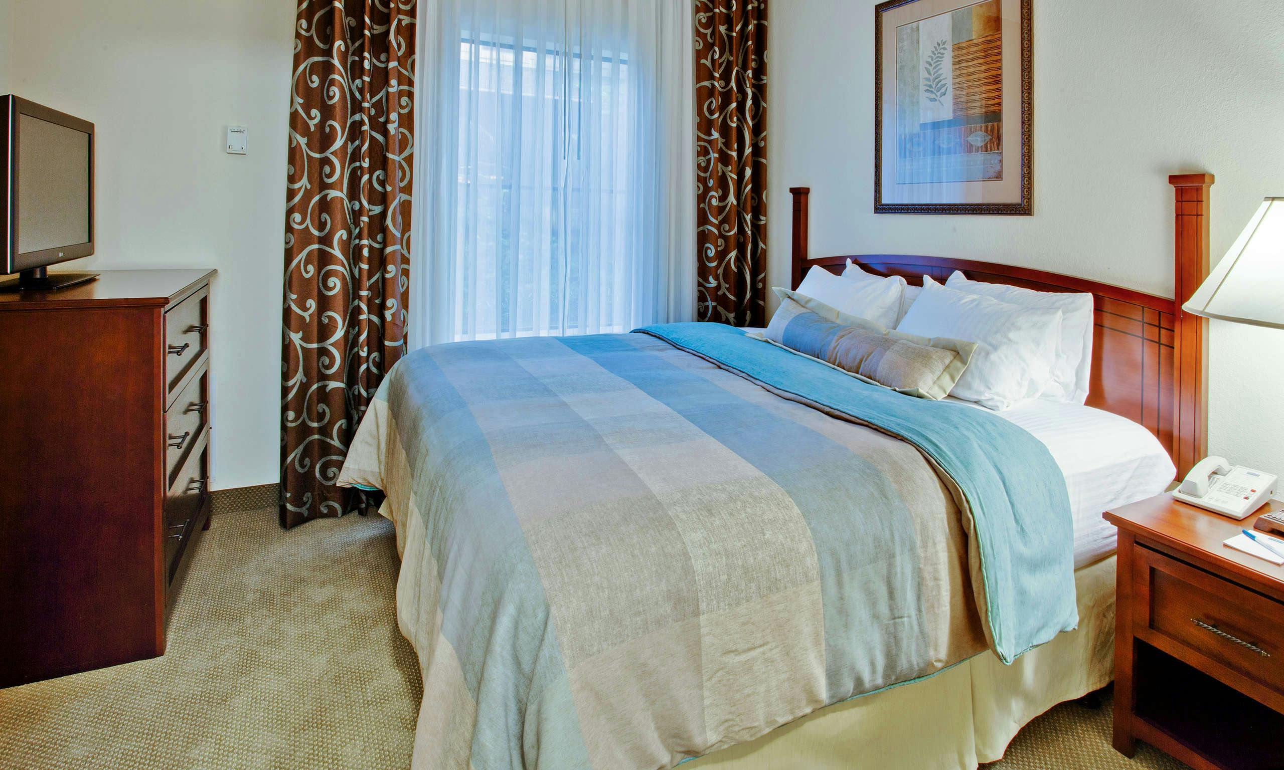 Staybridge Suites Orlando Airport South