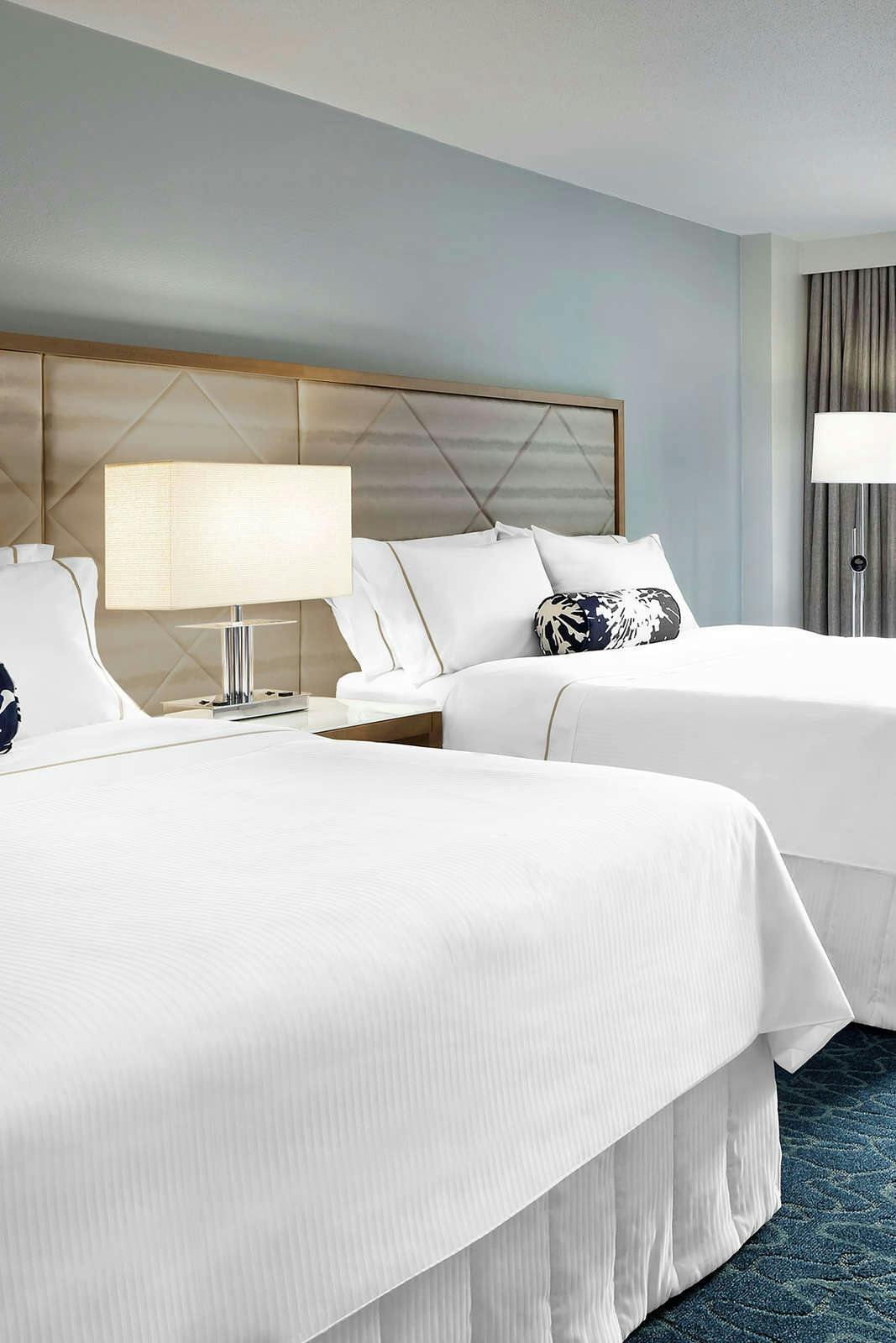 Hotel Walt Disney World Swan photo 1