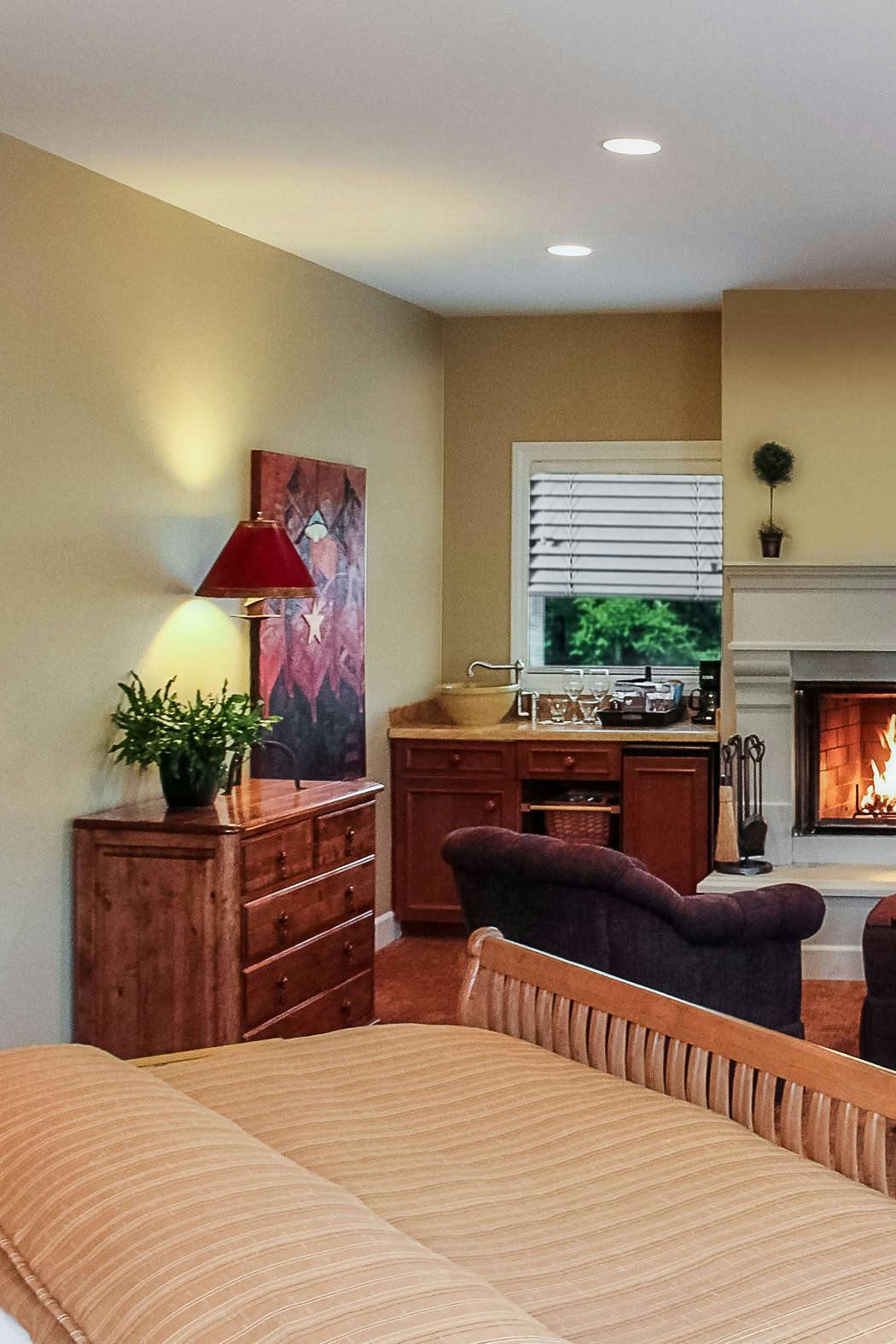 Hotel MacArthur Place - Deluxe King Suite photo 4