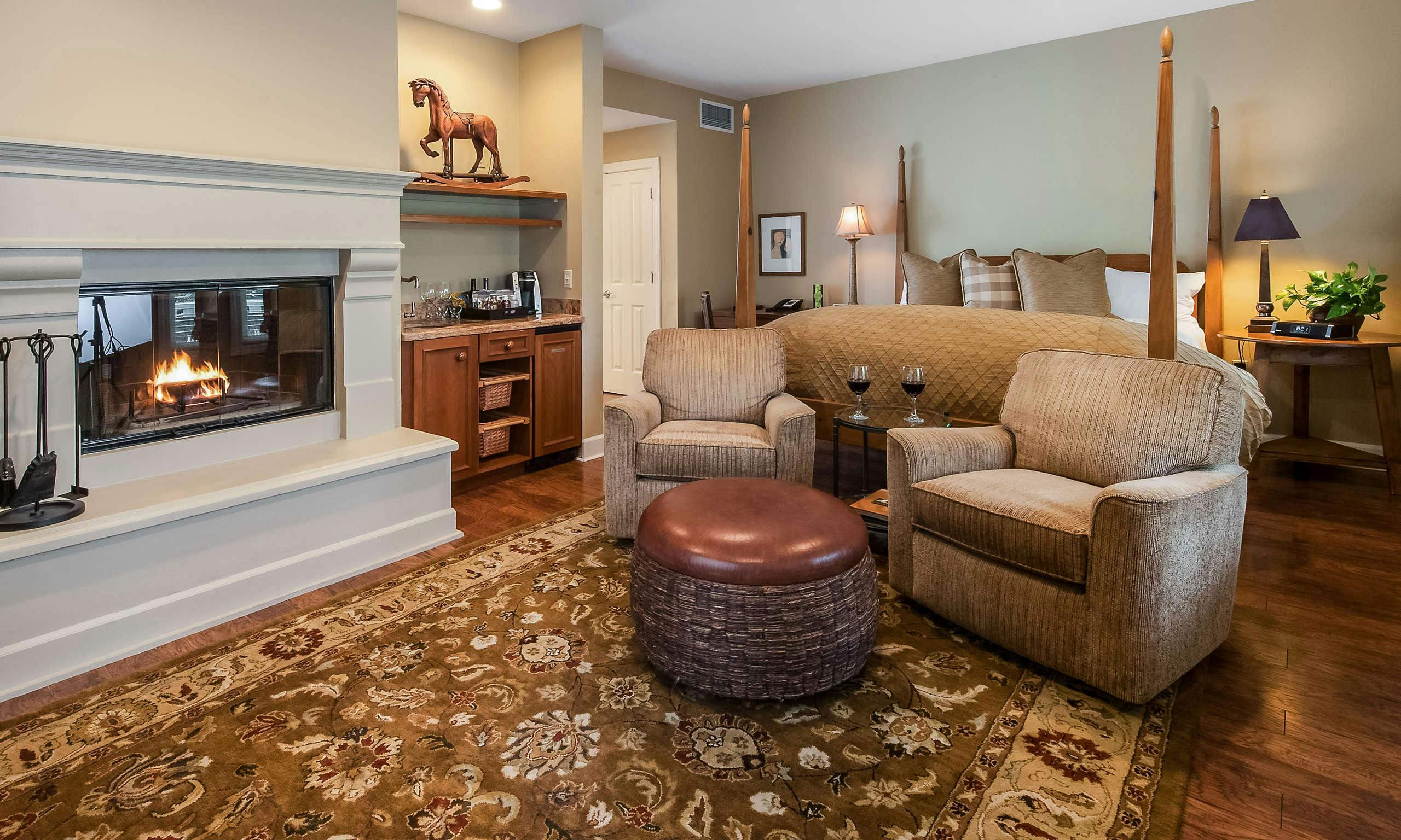 MacArthur Place - Deluxe King Suite