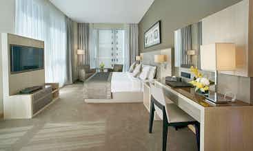 Hotel TRYP by Wyndham Abu Dhabi City Centre photo 1