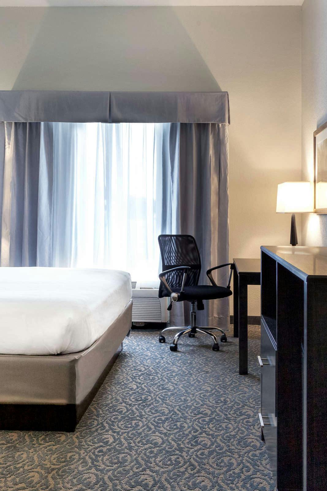 Hotel Holiday Inn Express Hotel & Suites Arcadia photo 5