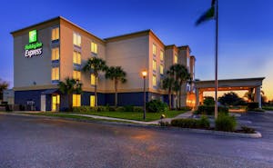 Holiday Inn Express Hotel & Suites Arcadia