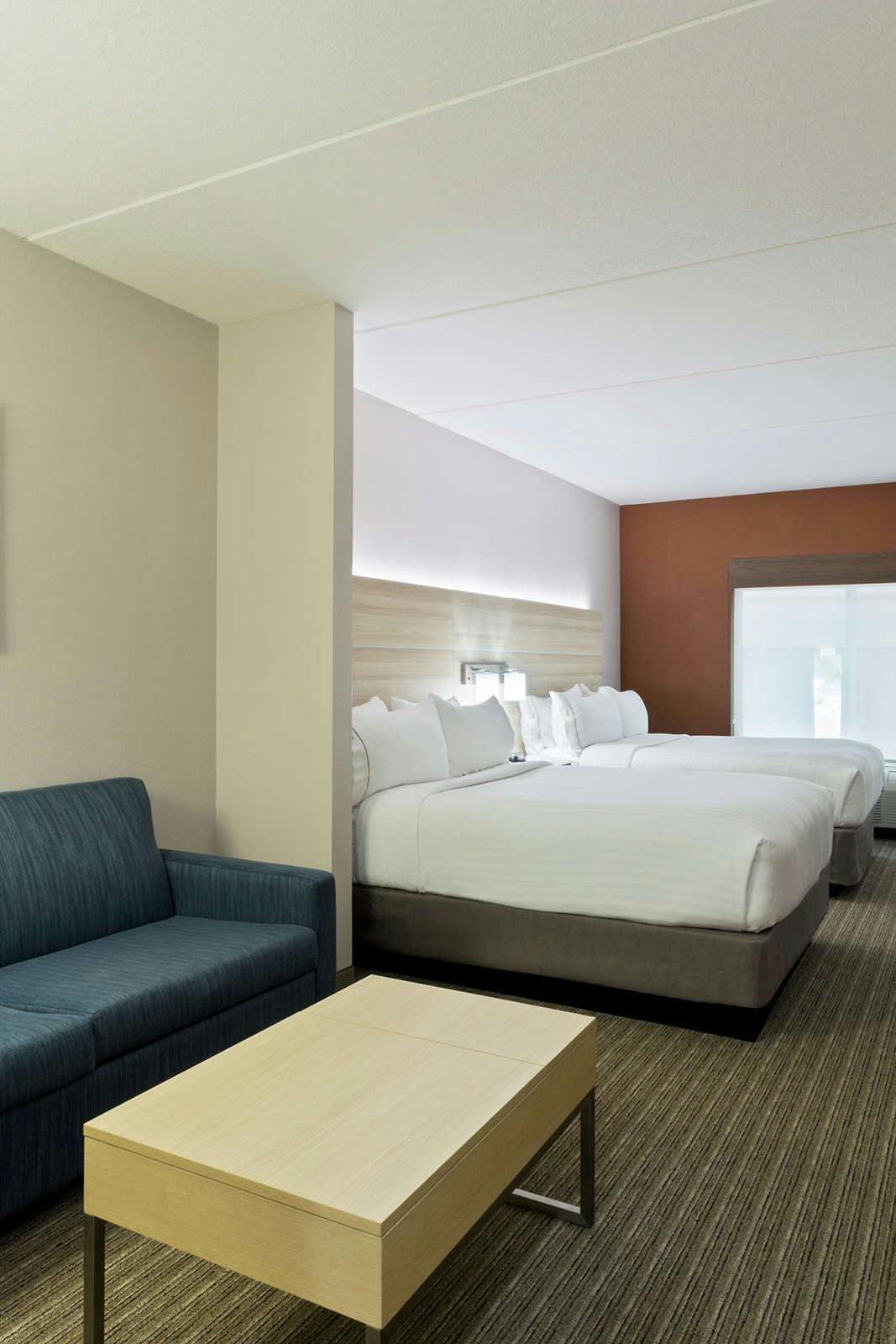 Hotel Holiday Inn Express Hotel & Suites Tavares photo 1