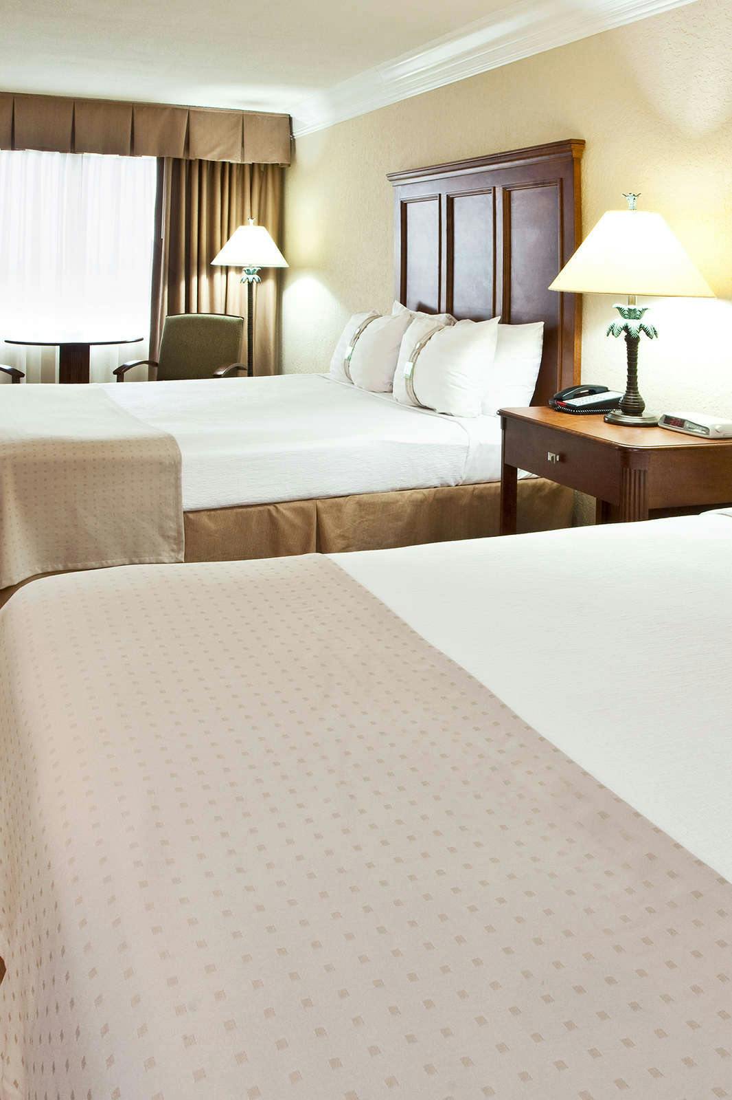 Hotel Holiday Inn Fort Lauderdale Airport photo 2